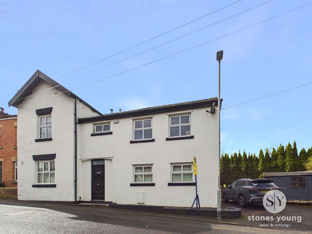 Property photo 1 of 27