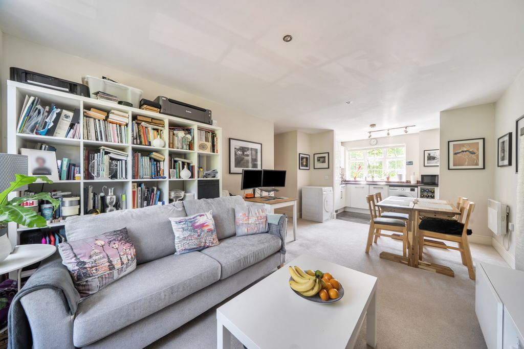 Property photo 2 of 15 Picture No. 06