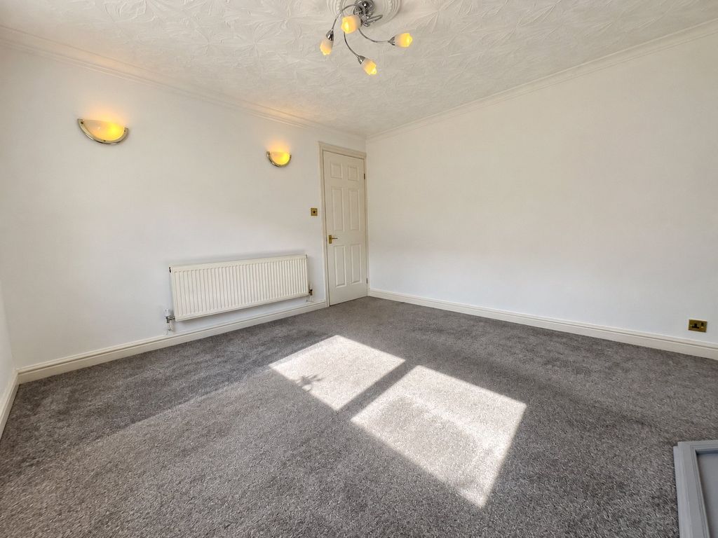 Property photo 3 of 18 Picture No. 05