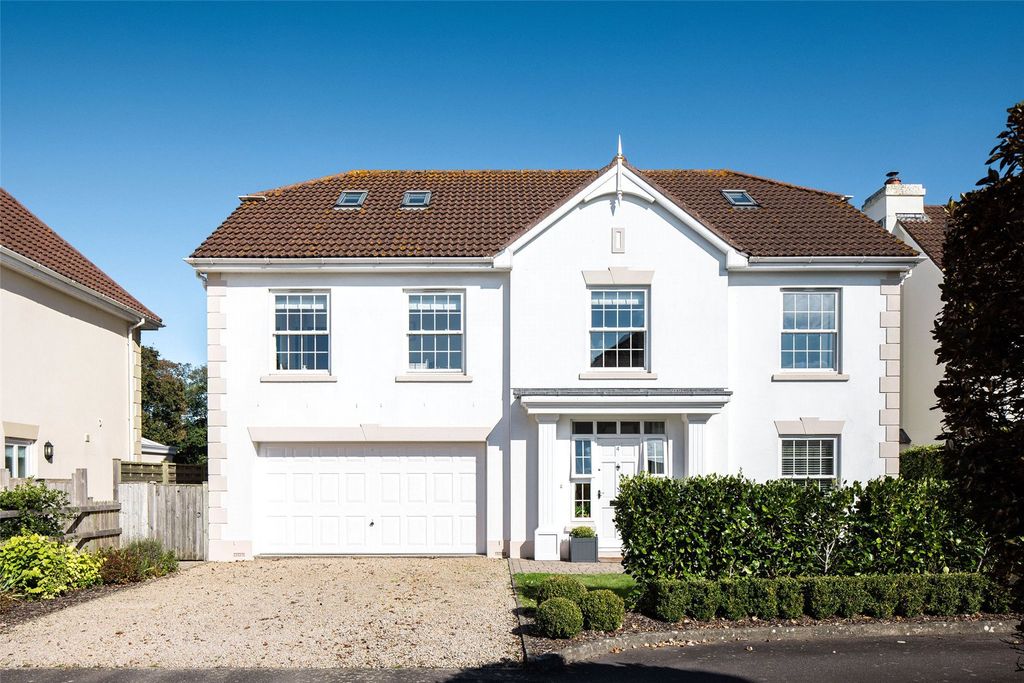 Property photo 1 of 20 External