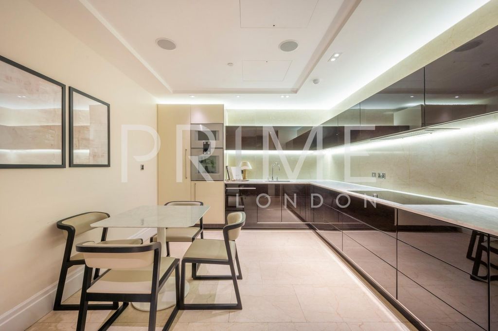 Property photo 3 of 18 Kitchen (3).Jpg