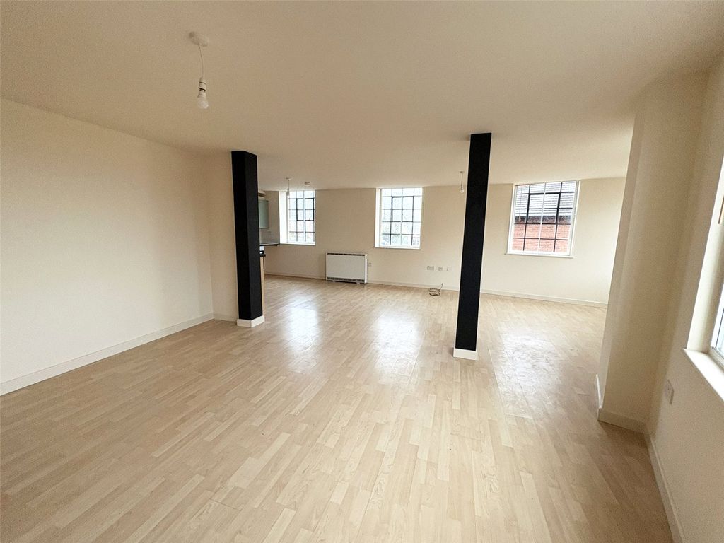 Property photo 3 of 14 Picture No. 27