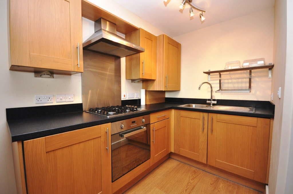 Property photo 2 of 7 Kitchen