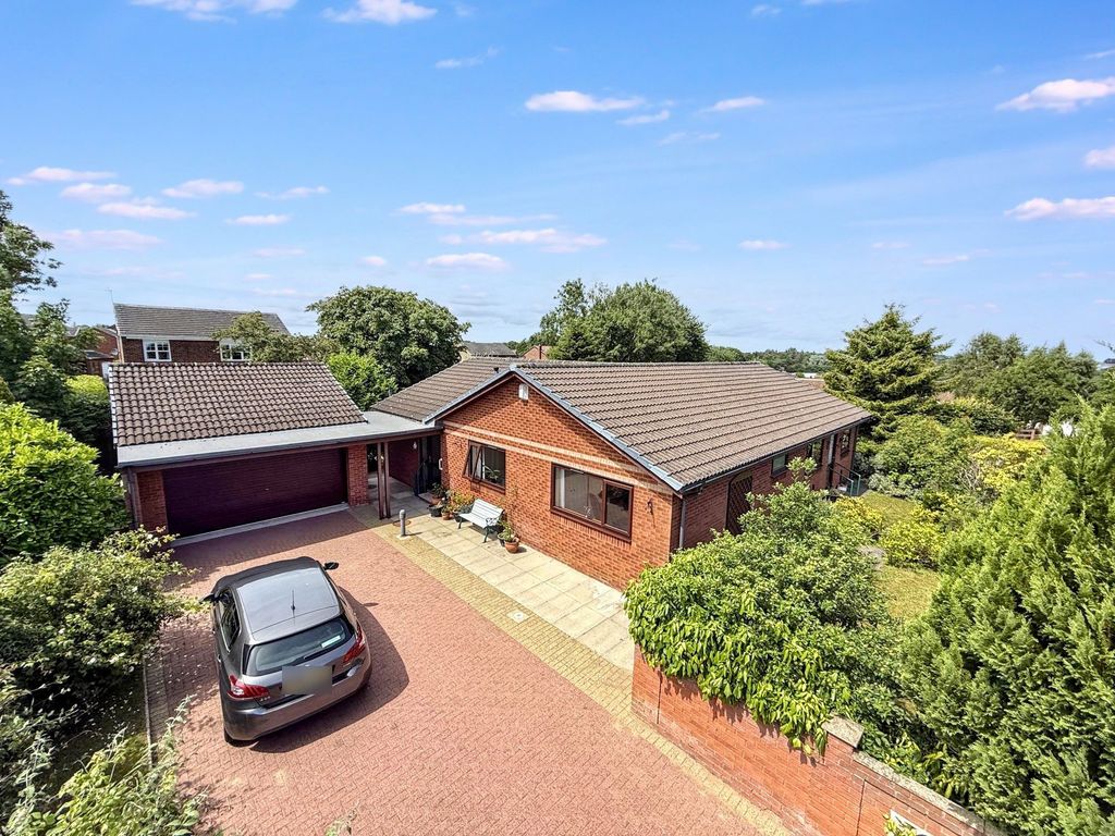 Property photo 1 of 38