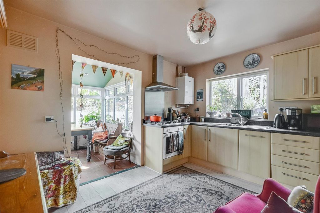 Property photo 3 of 28 Kitchen Diner_1.Jpeg