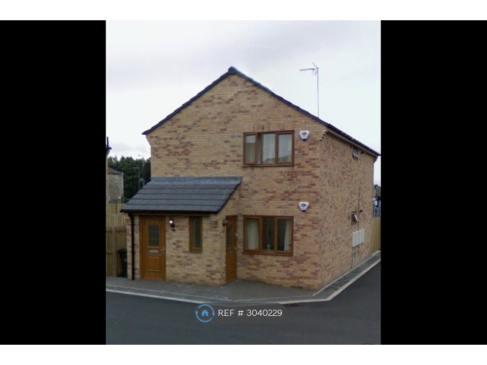 Property photo 1 of 12 Front Of Building