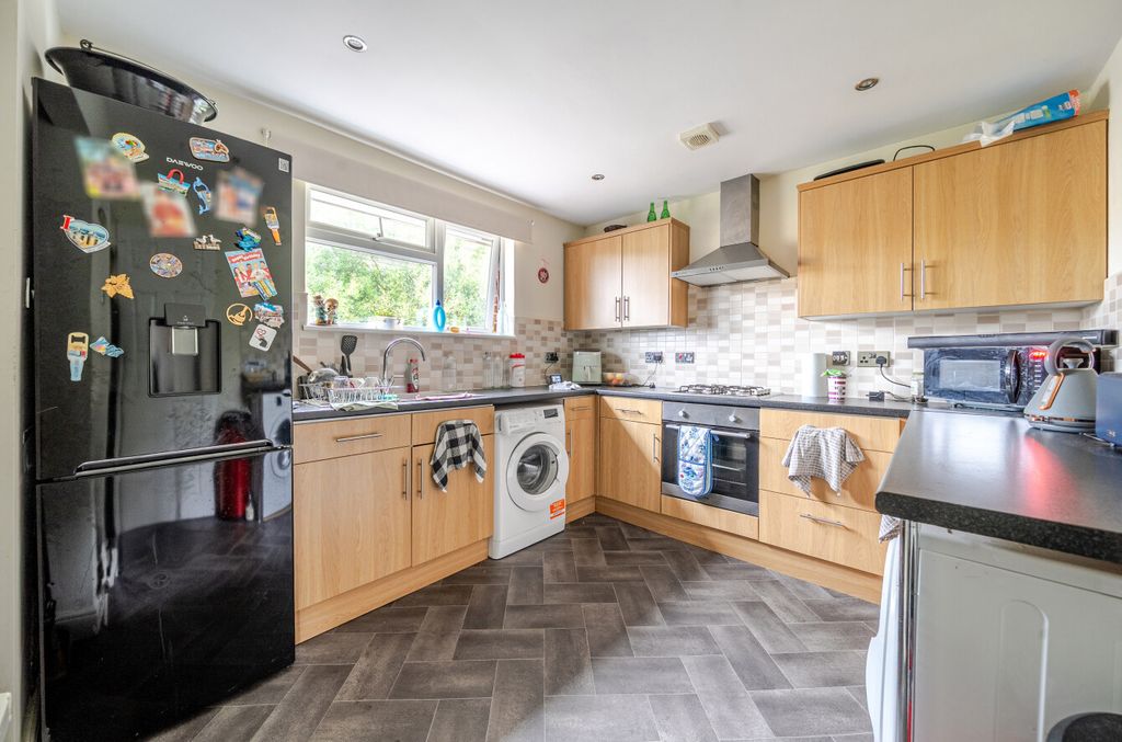 Property photo 2 of 7 1381412-3-69135F4...