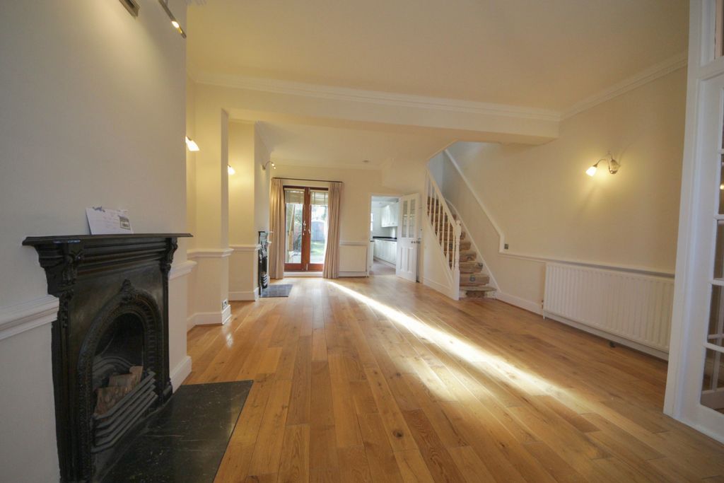 Property photo 2 of 10 Gallery