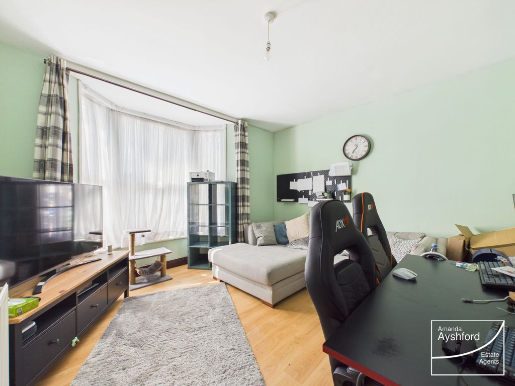 Property photo 2 of 14