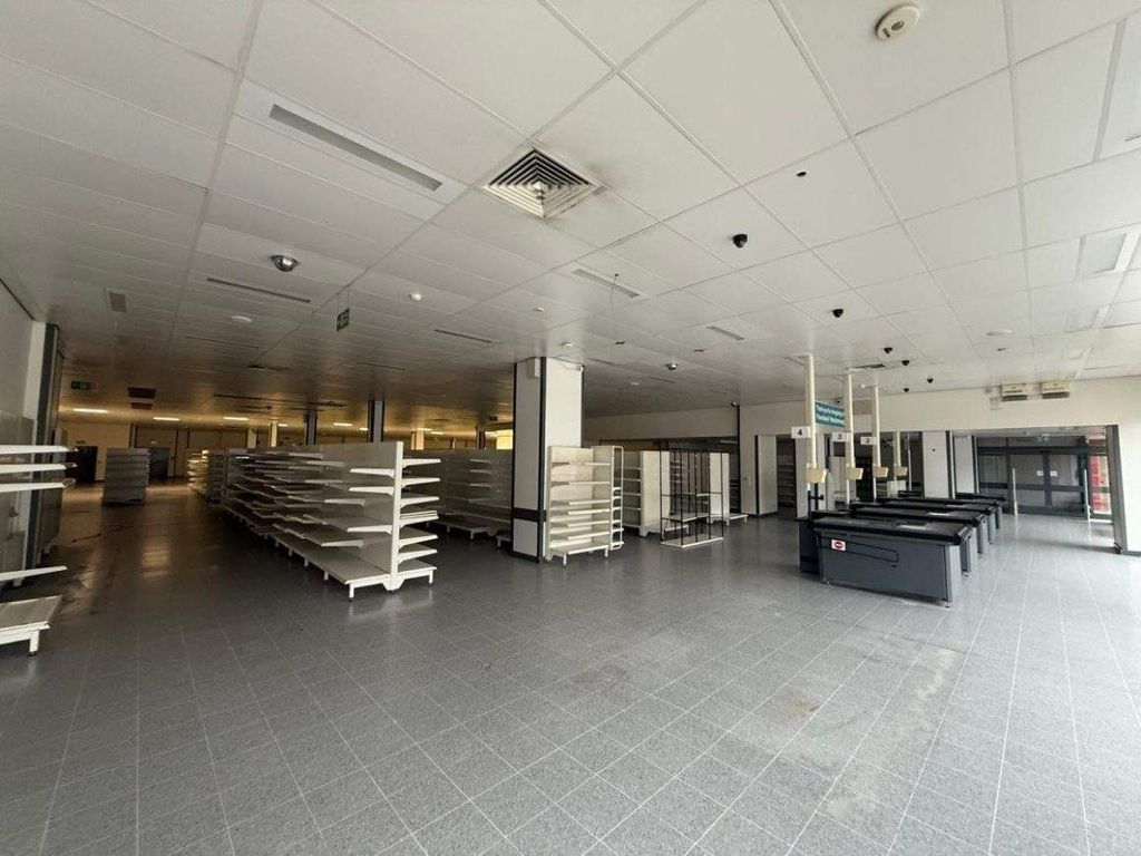 Property photo 2 of 4