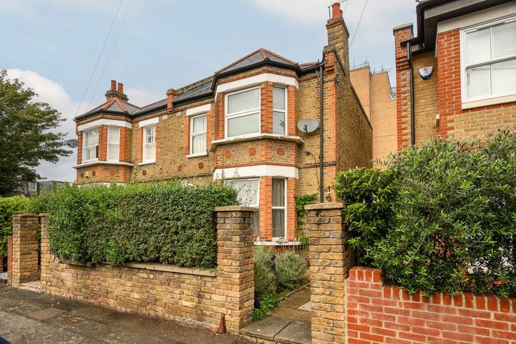 Property photo 1 of 10 Picture No. 11