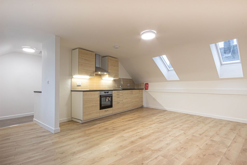 Property photo 2 of 10 2