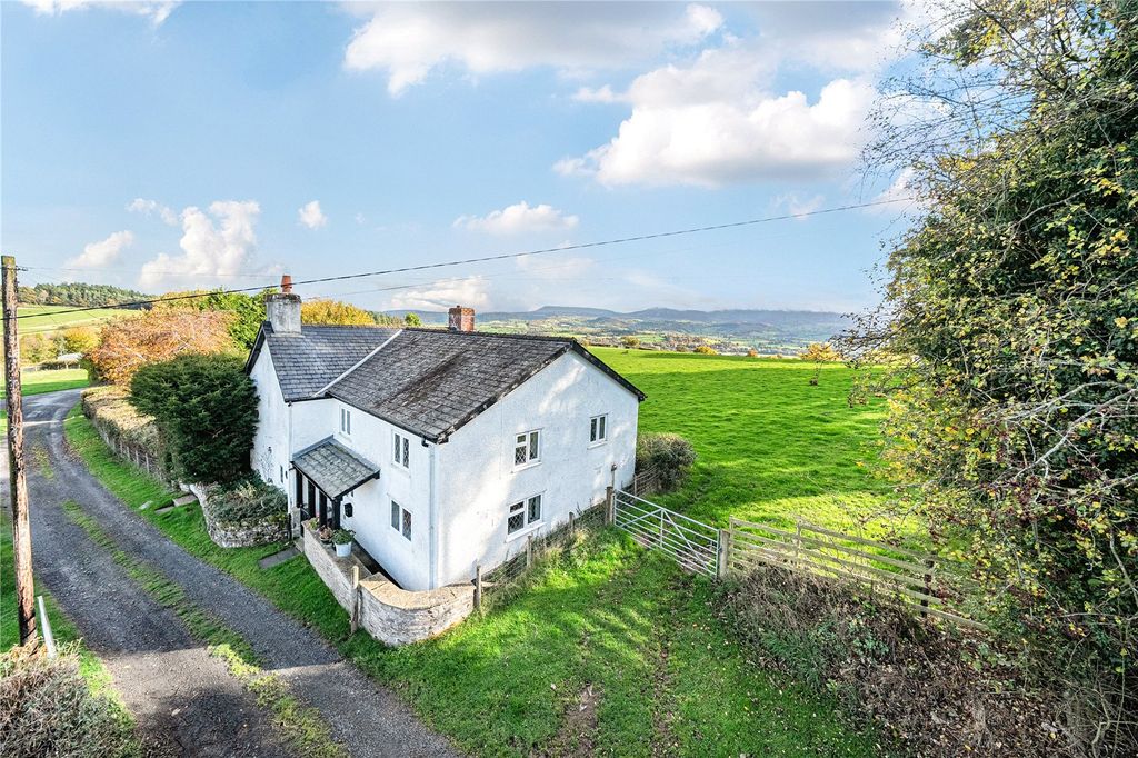 Property photo 2 of 22 Picture No. 02