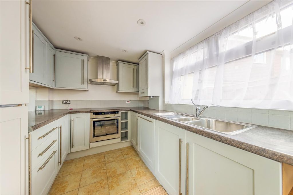 Property photo 3 of 16 7 Brasslands Drive-2.Jpg