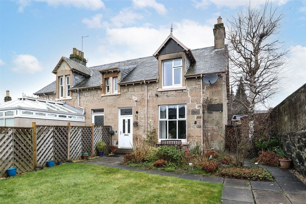 Property photo 1 of 19 Exterior