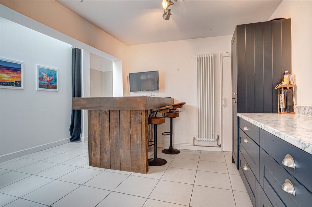 Property photo 3 of 12 Picture No. 03