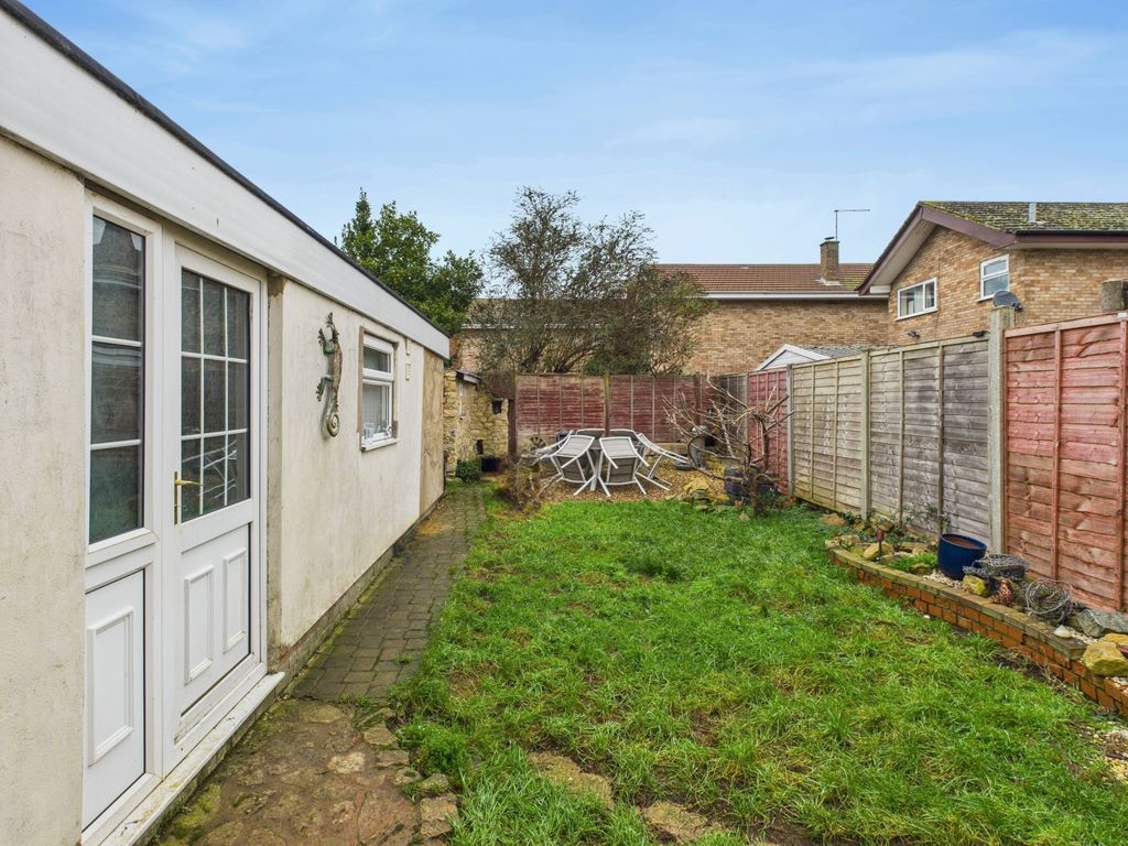 Property photo 2 of 14 Cam04922G0-Pr0100-Still009