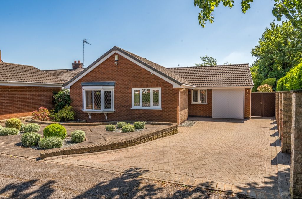 Property photo 1 of 27 1294543-2-682A4c9648d59-Arw-1