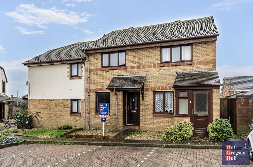 Property photo 1 of 20 7Bfb9Eaf-3228-46Fa-8Feb-28E9B4d43557.Jpg