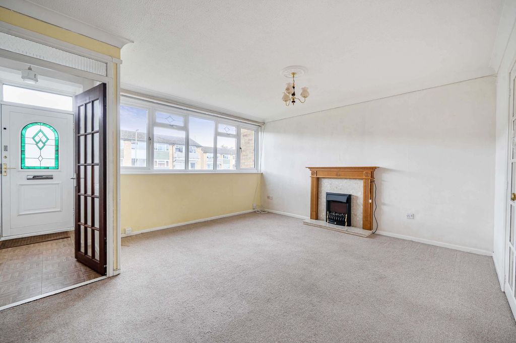 Property photo 3 of 16