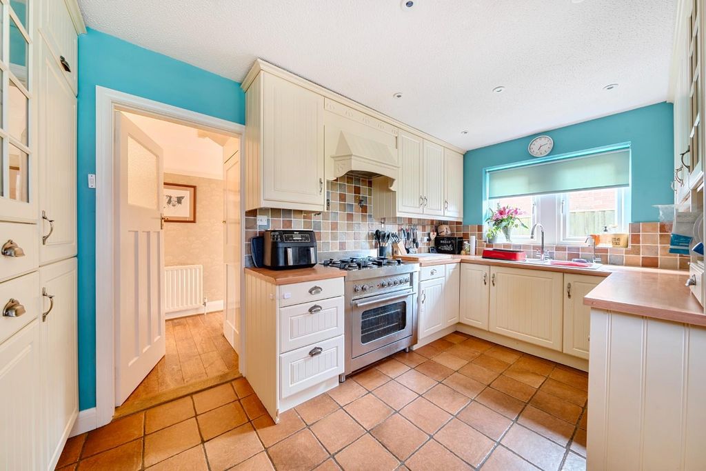 Property photo 3 of 20 1419231-6-69c141Fd554Ec.Jpg