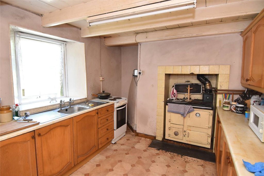 Property photo 2 of 16 Picture No. 03
