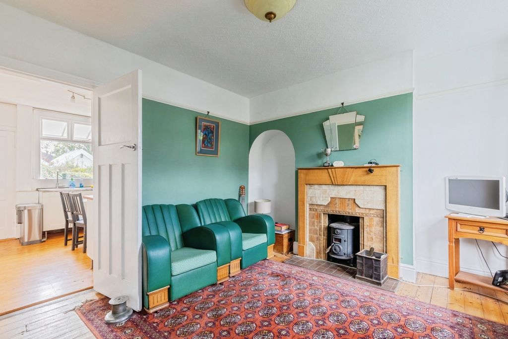 Property photo 2 of 11 Pbox-Img.Jpg