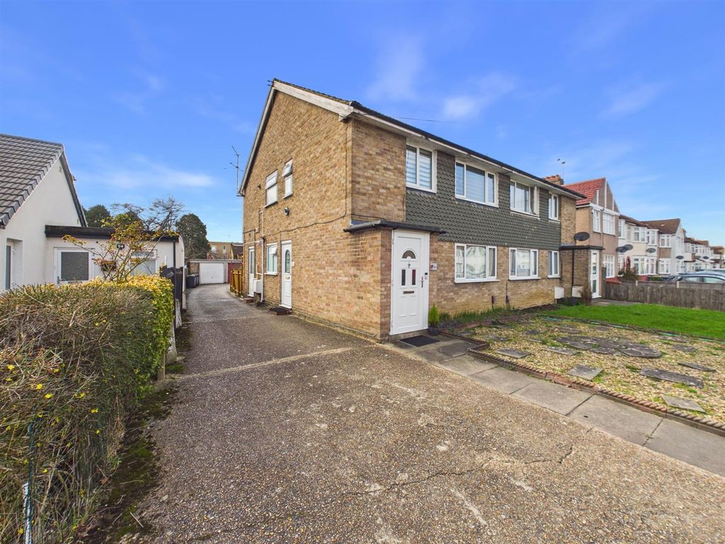 Property photo 1 of 8 Cam05080G0-Pr0298-Still017.Jpg