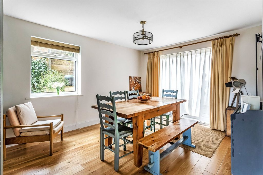 Property photo 2 of 17 Picture No. 40