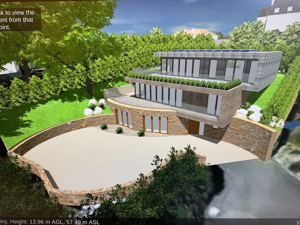 Property photo 1 of 2