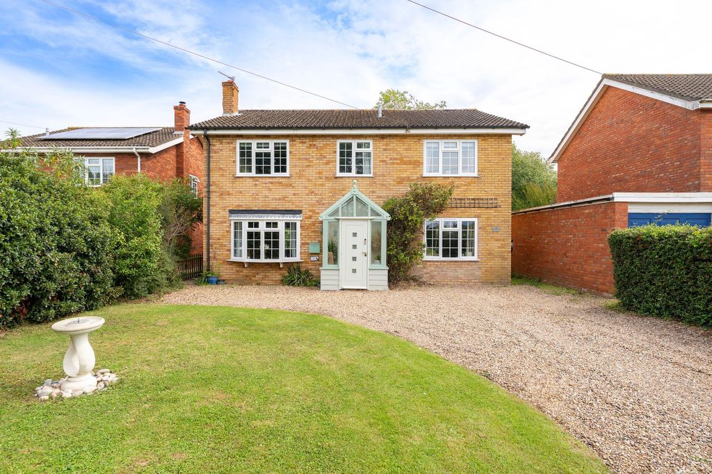 Property photo 1 of 33