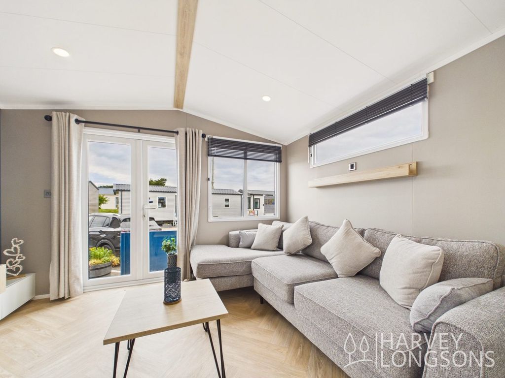 Property photo 3 of 16 L-Shaped Sofa In The Victory Bower Holiday Caravan At Rye Harbour Holiday Park, East Sussex