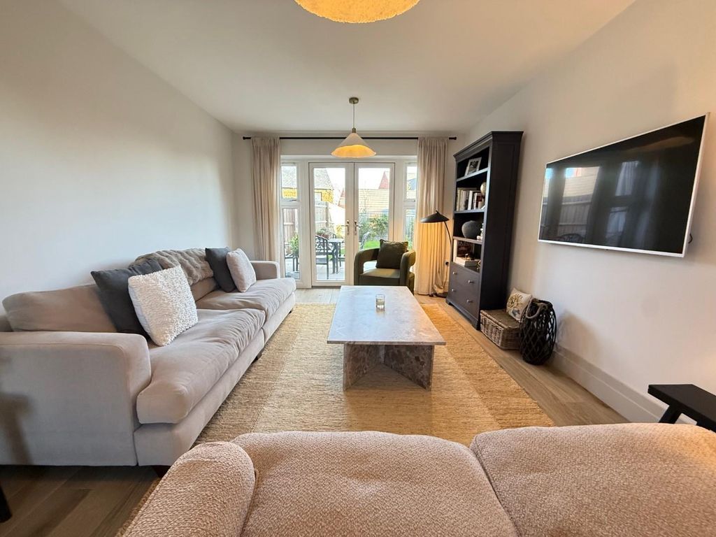 Property photo 3 of 15 3.Jpg