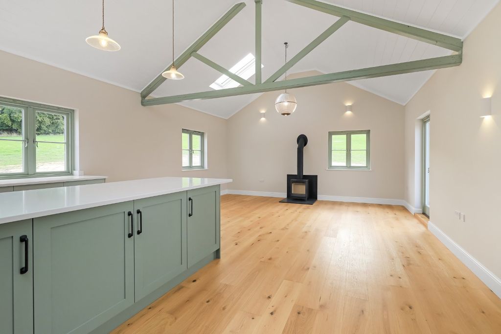 Property photo 2 of 18 Picture No. 08