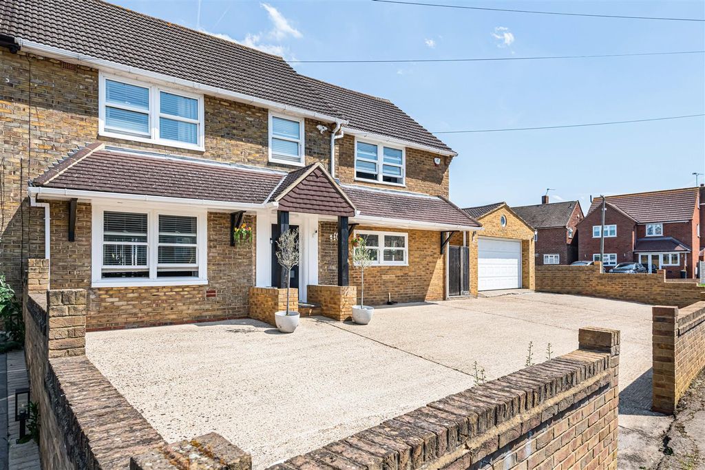 Property photo 1 of 38 1