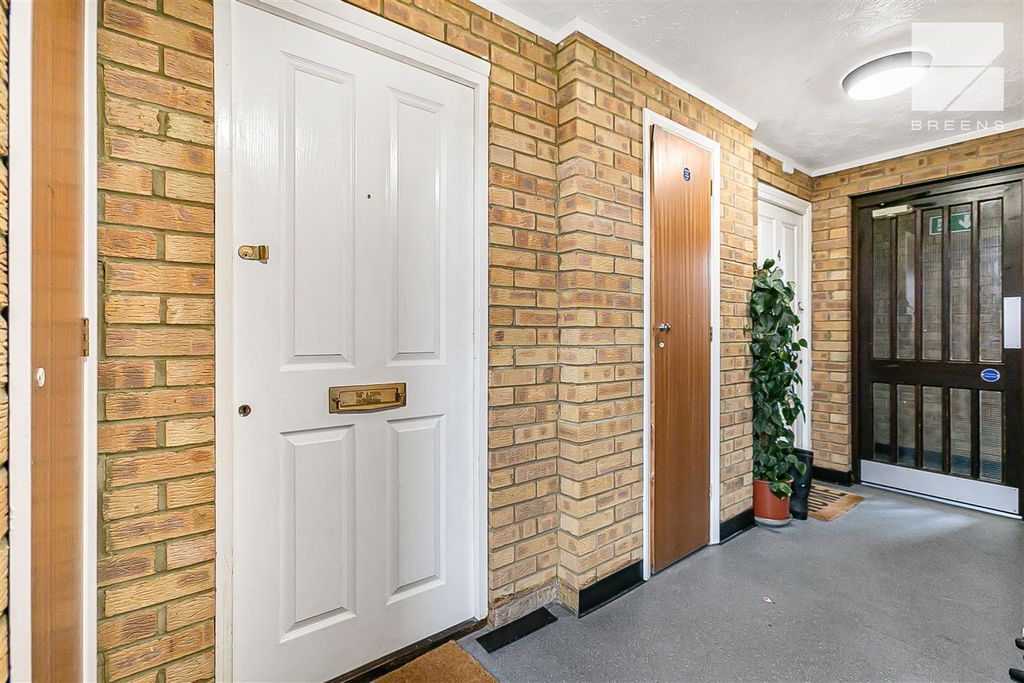 Property photo 2 of 20 11_74426_Watermarked.Jpg