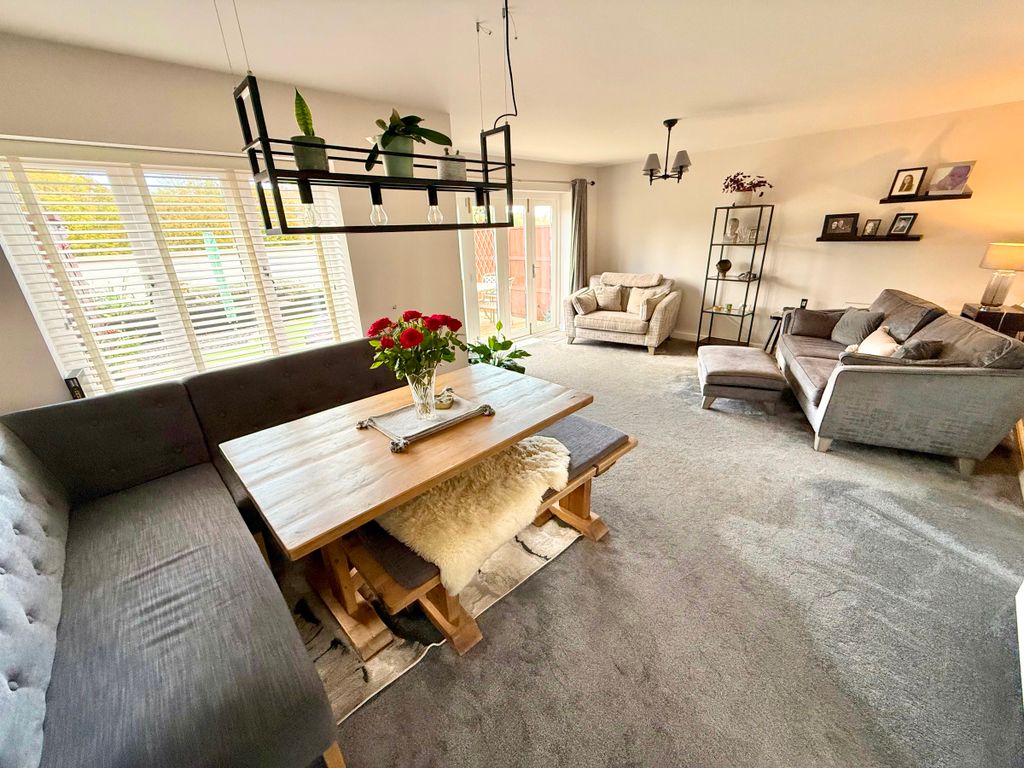 Property photo 2 of 29