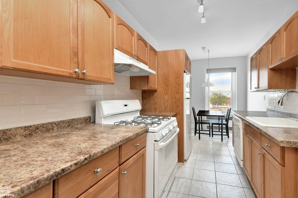 Property photo 3 of 8 <Alttext/>