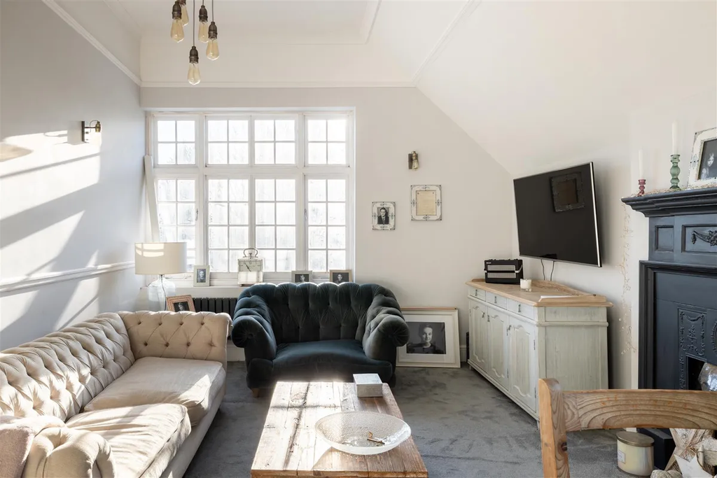 Property photo 3 of 16 3.Jpg