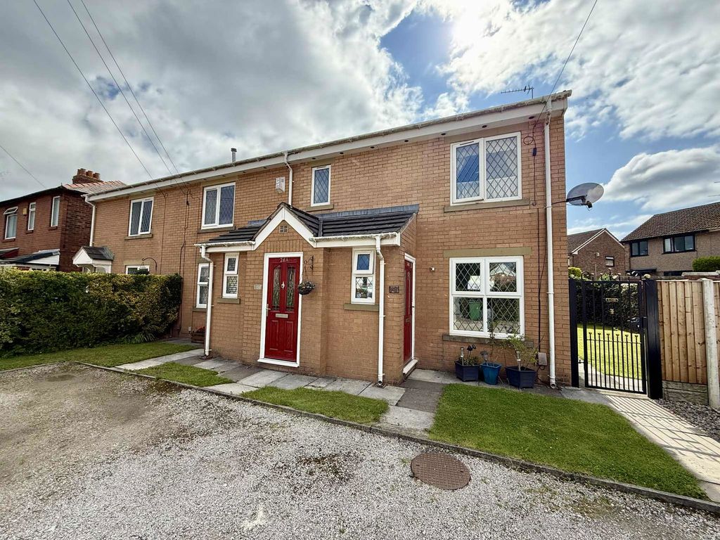 Property photo 1 of 12