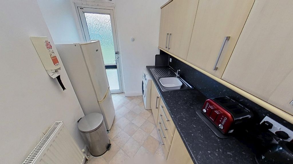 Property photo 3 of 7 Picture No. 08
