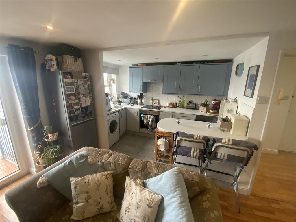 Property photo 2 of 8 Img_8685.Jpeg