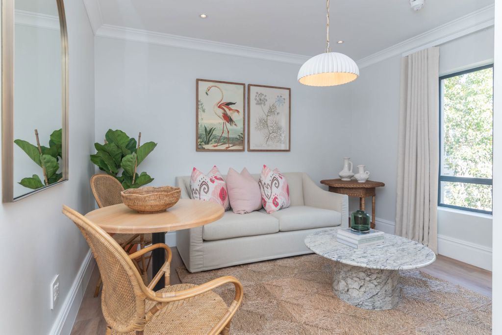 Property photo 3 of 13 Kw1694178