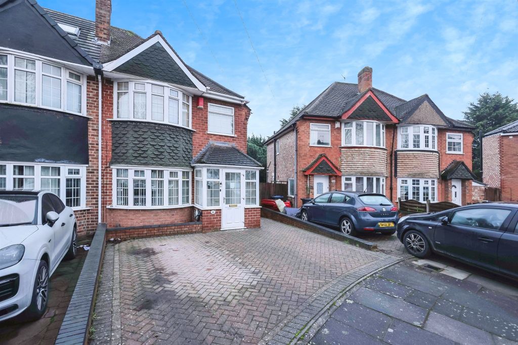 Property photo 2 of 17