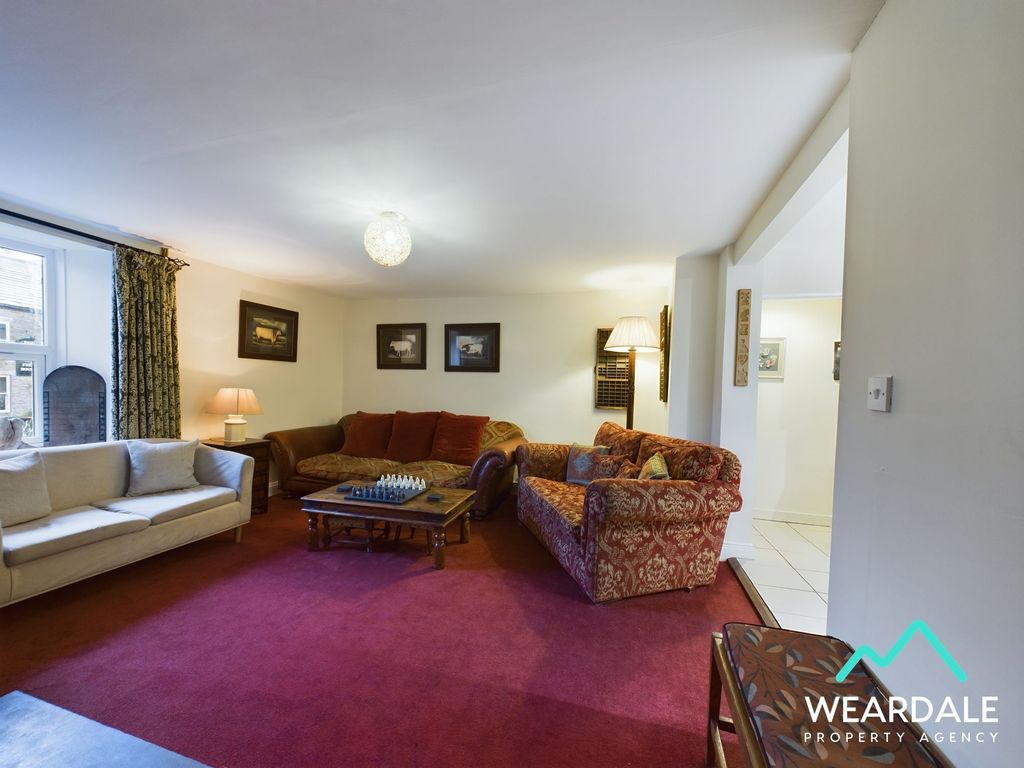 Property photo 3 of 35