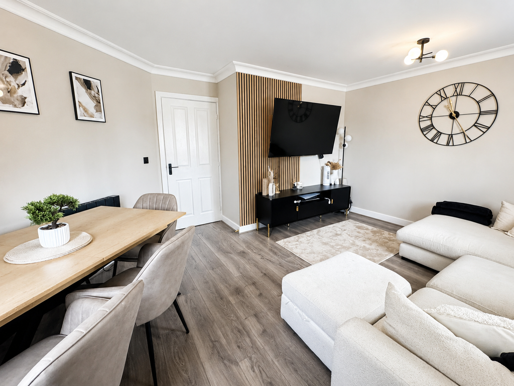 Property photo 3 of 16 27