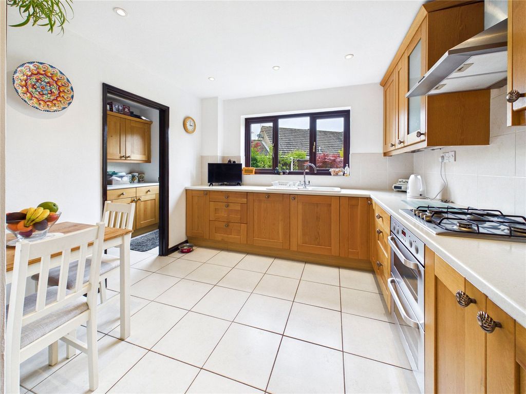 Property photo 2 of 15 Picture No. 10