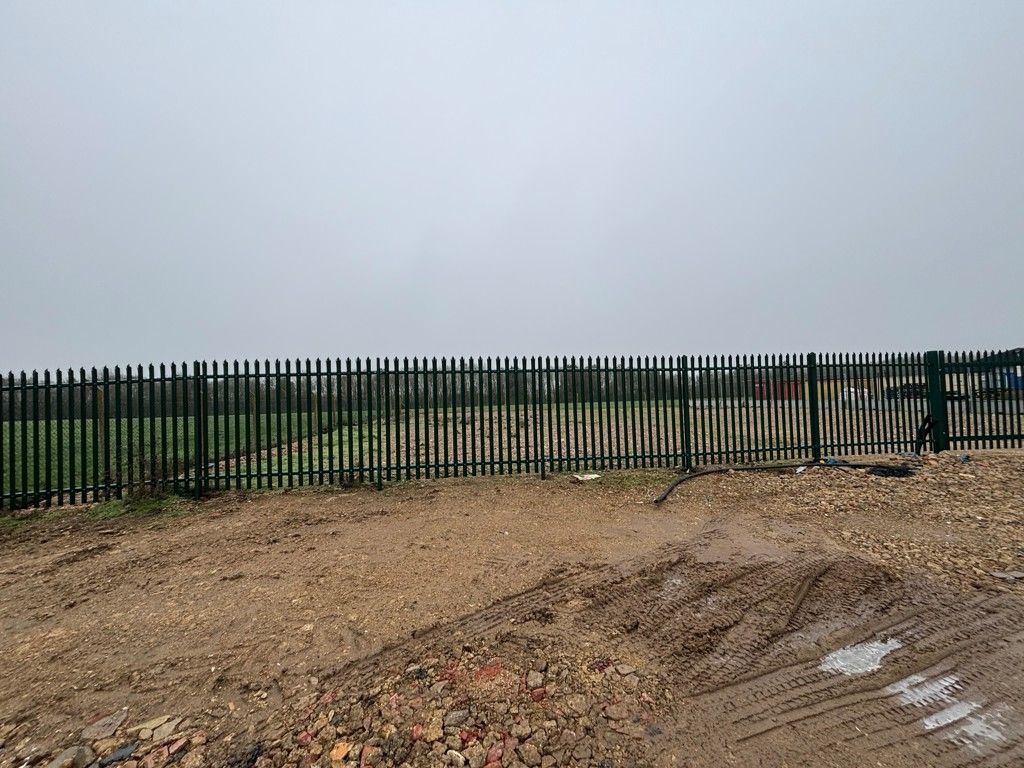 Property photo 1 of 6 Photo 5