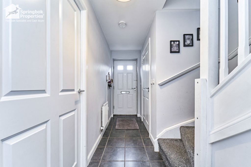 Property photo 2 of 18 Image 2