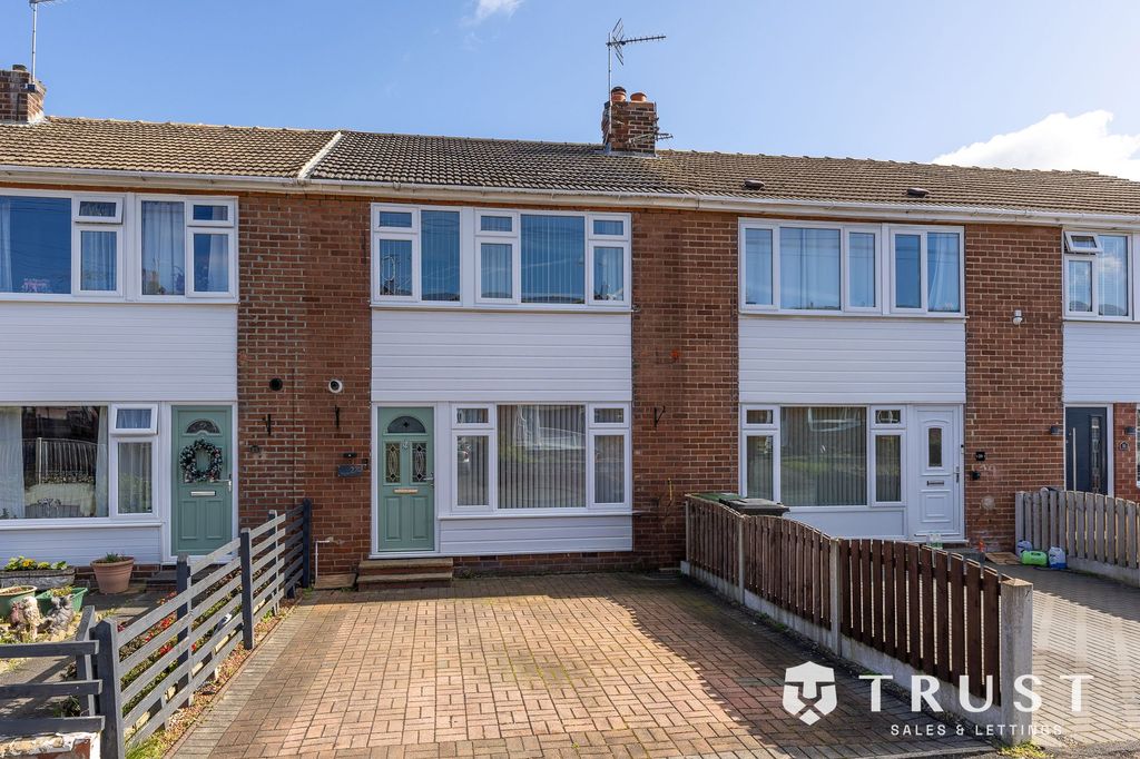 Property photo 1 of 26